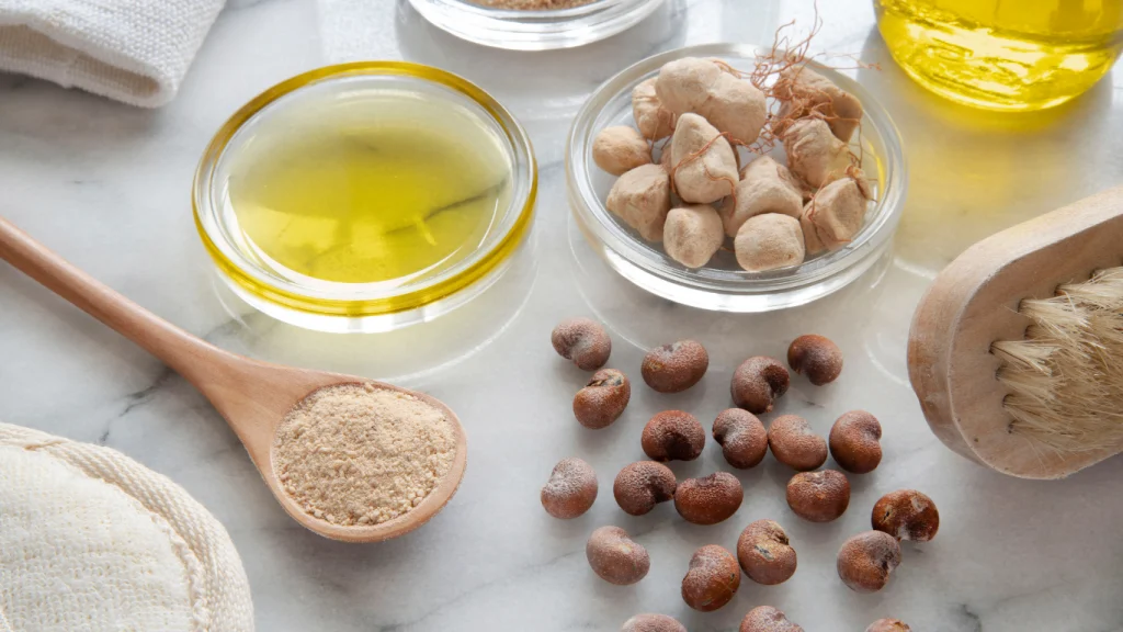 Le pain de singe – appelé bouye au Sénégal – est le fruit du baobab.